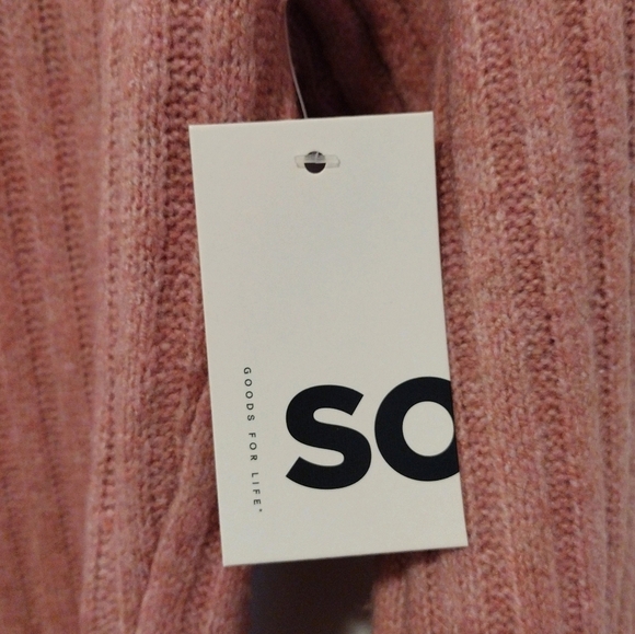 SO - Gigi Neck Pullover Sweater Ireland Pink - Picture 13 of 16